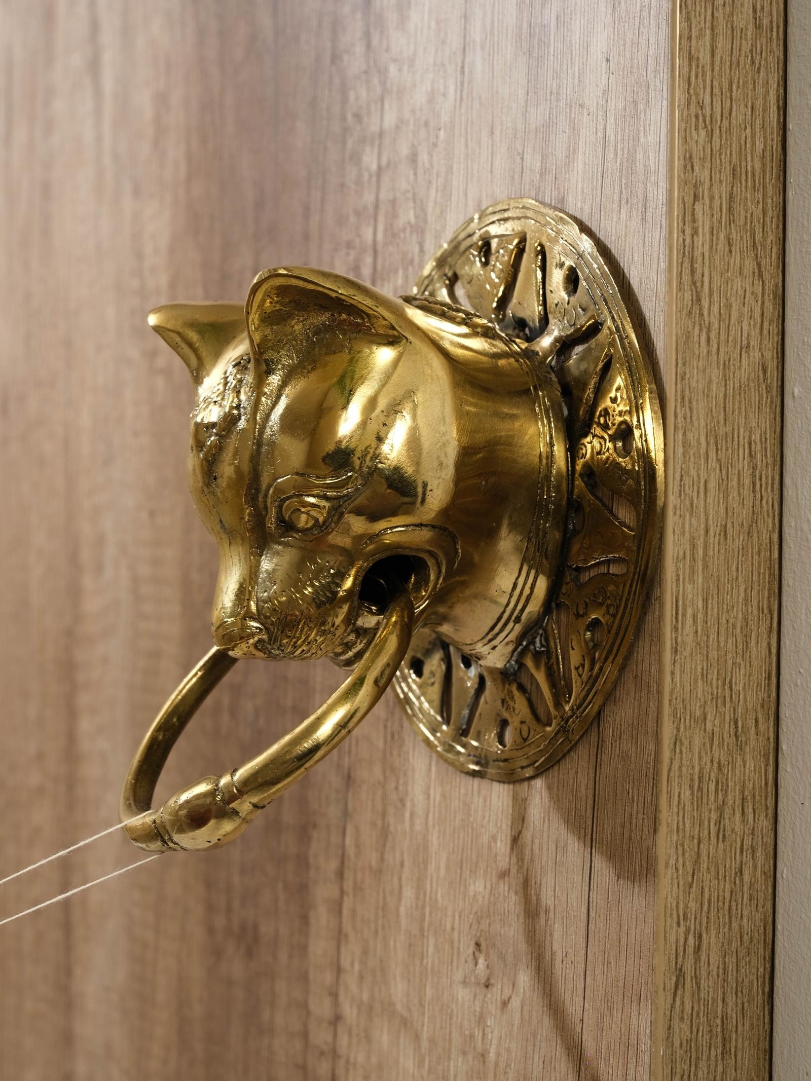 Дверной молоток 