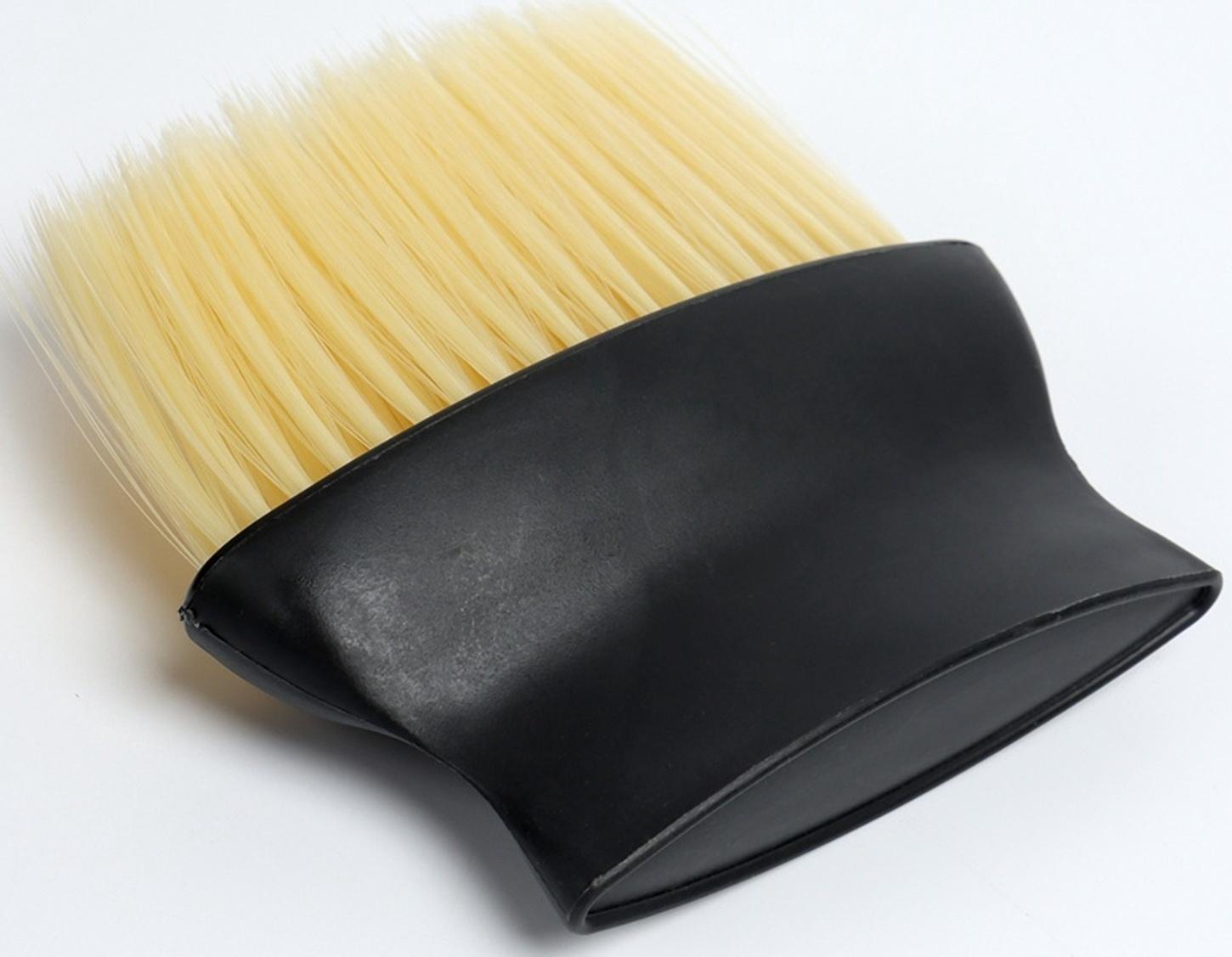 Набор автомобилиста для чистки салона 