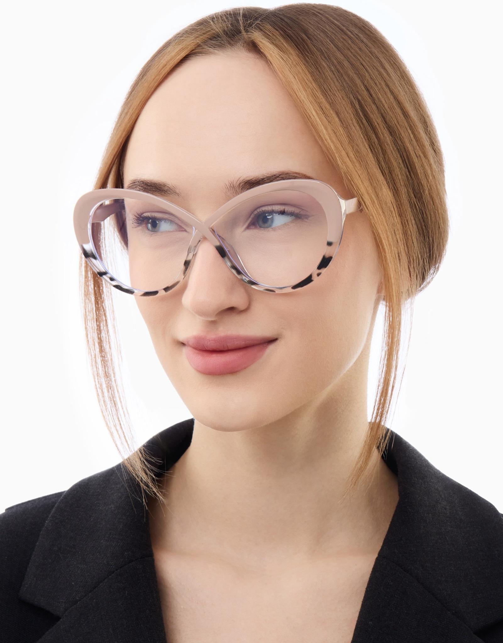 Очки женские имиджевые, прозрачные, дужка 14.2 см, ширина 14.1 см, линза 5.4×6.9 см