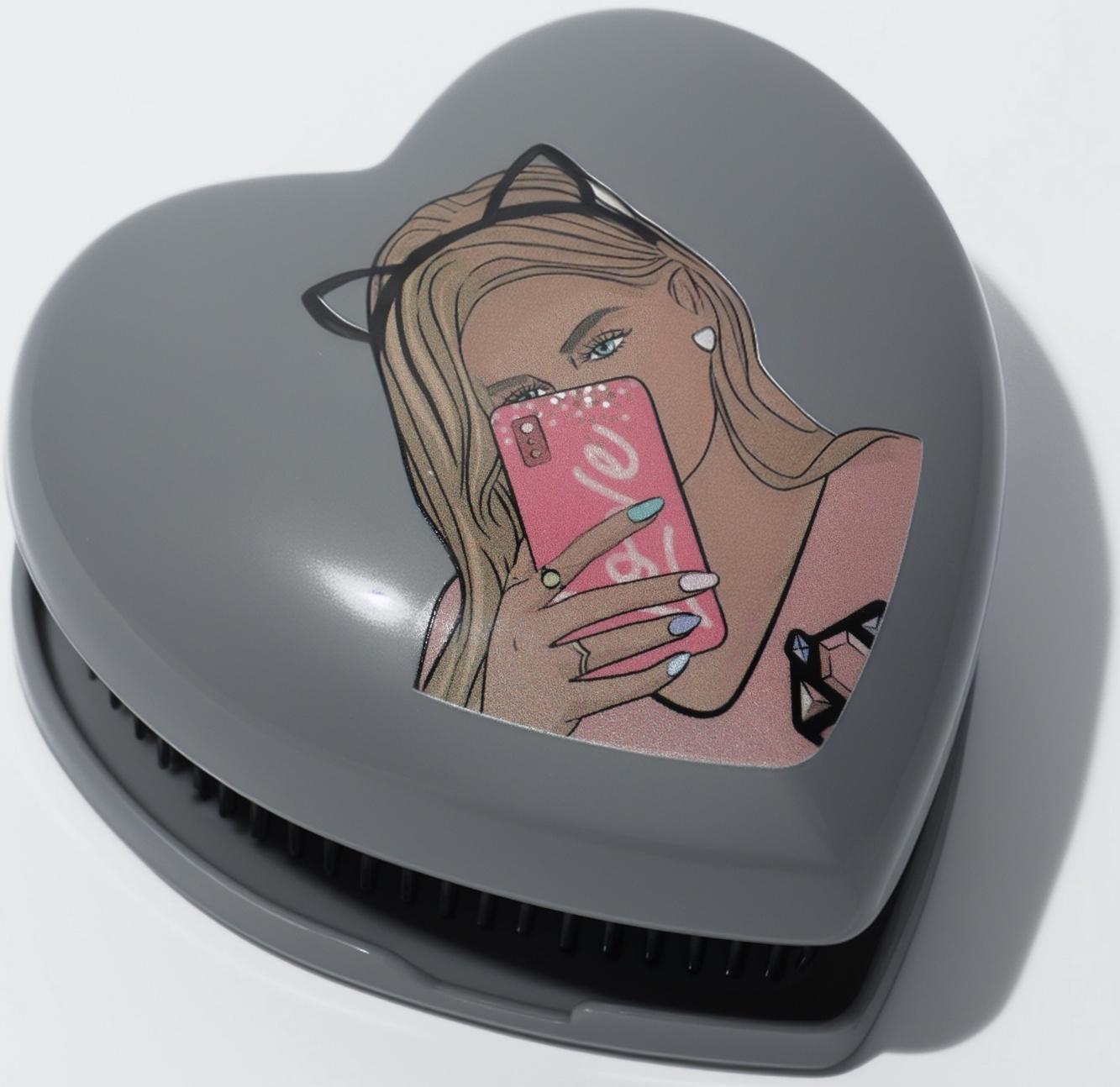 Расчёска массажная «Сердце», складная, 8.5×8.5 см, серая