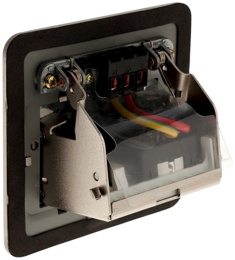 Розетка выдвижная, 16 А, одноместная, серебристая