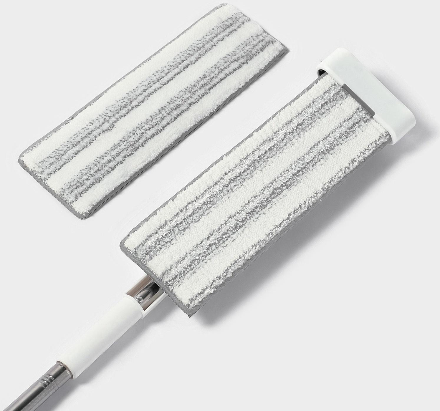 Швабра с отжимом, противоударная, со сгоном, стальная ручка, 2 профессиональные насадки, 36×11×130 см