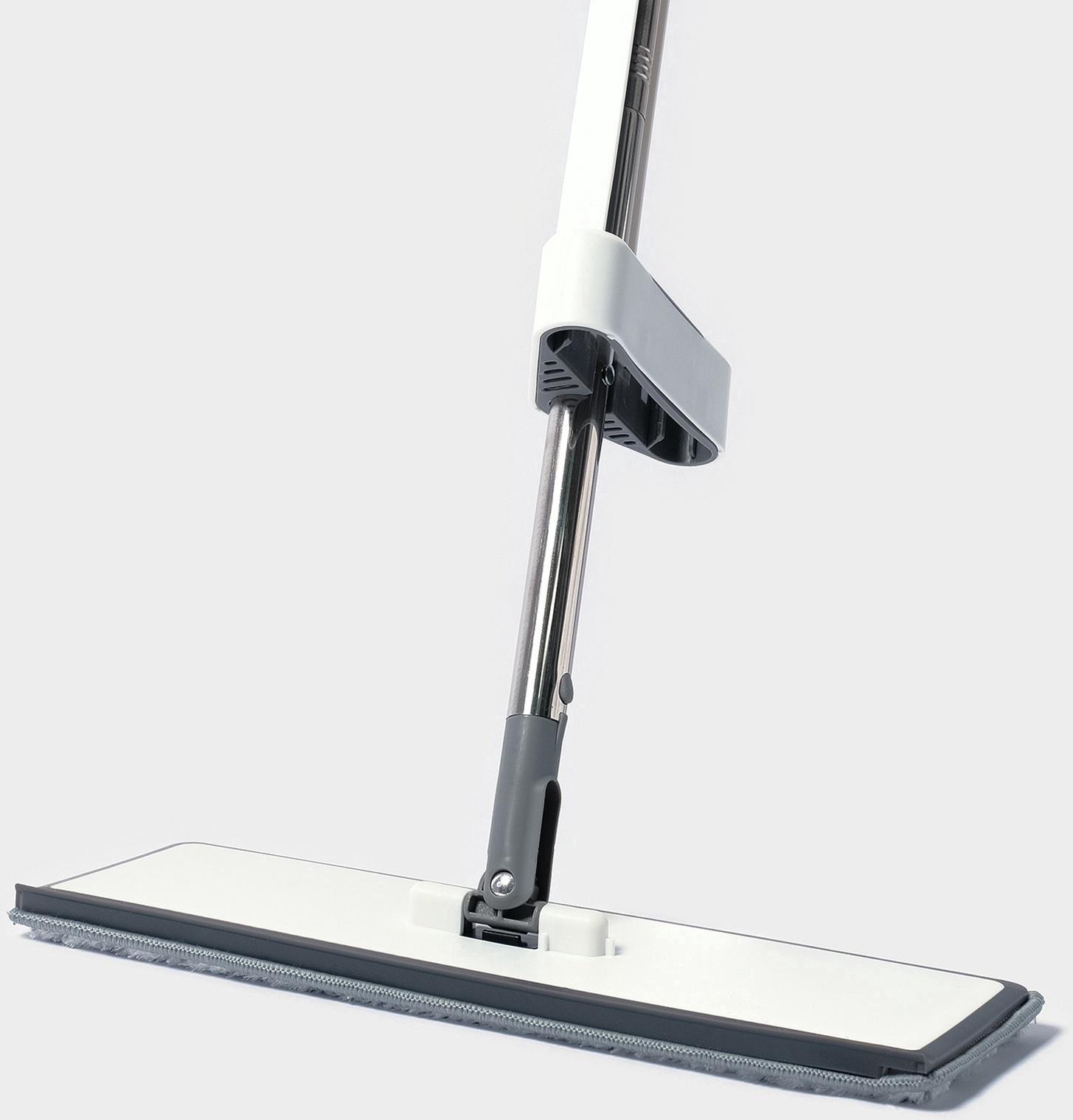 Швабра с отжимом, противоударная, со сгоном, стальная ручка, 2 профессиональные насадки, 36×11×130 см