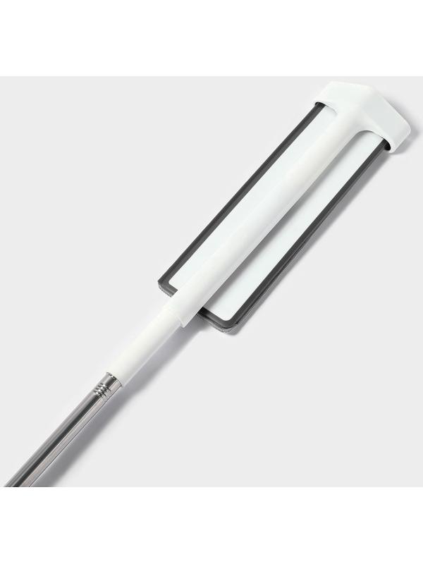 Швабра с отжимом, противоударная, со сгоном, стальная ручка, 2 профессиональные насадки, 36×11×130 см
