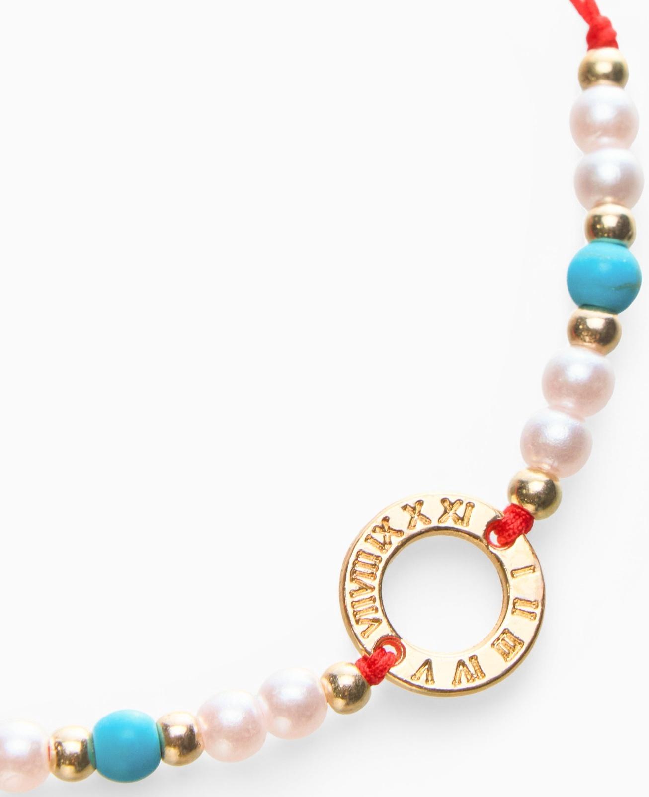 Браслет-оберег «Красная нить» женский, защита, кольцо мини, голубо-белый в золоте, d=6