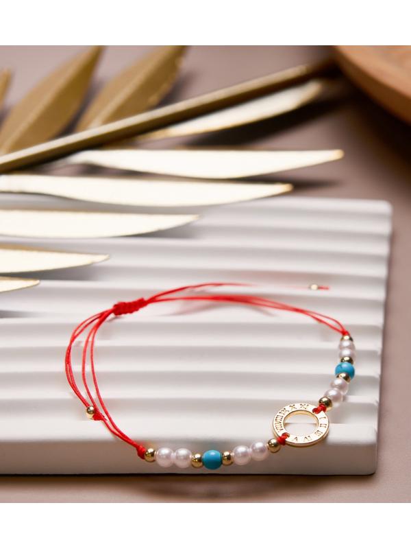 Браслет-оберег «Красная нить» женский, защита, кольцо мини, голубо-белый в золоте, d=6