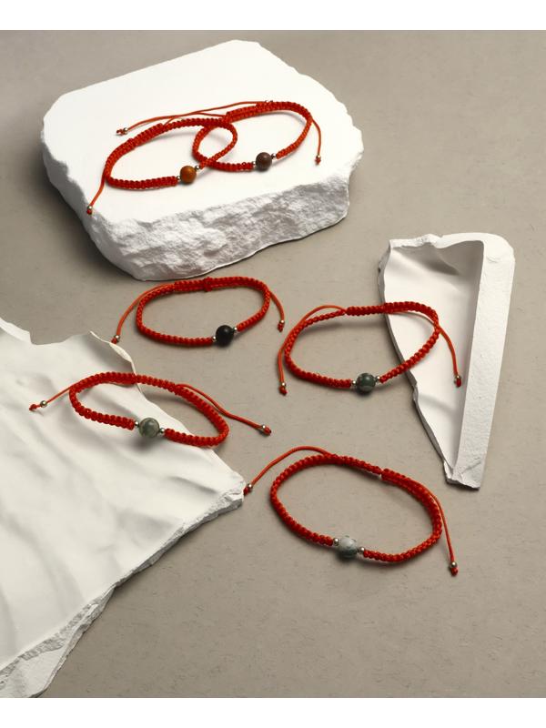 Браслет-оберег «Красная нить» шар №8 (неделимая фасовка 12 шт., цена за шт.), цветной в серебре