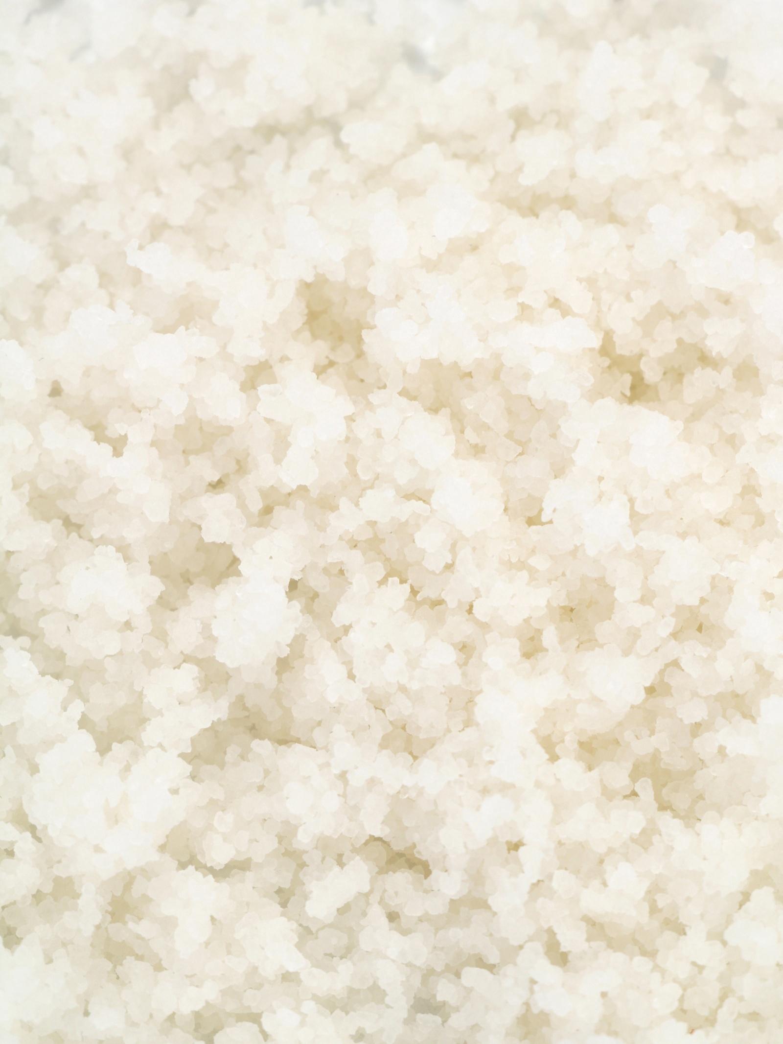 Скраб для тела соляной «Ежевика» с маслом виноградной косточки, 250 г, TROPIC BAR