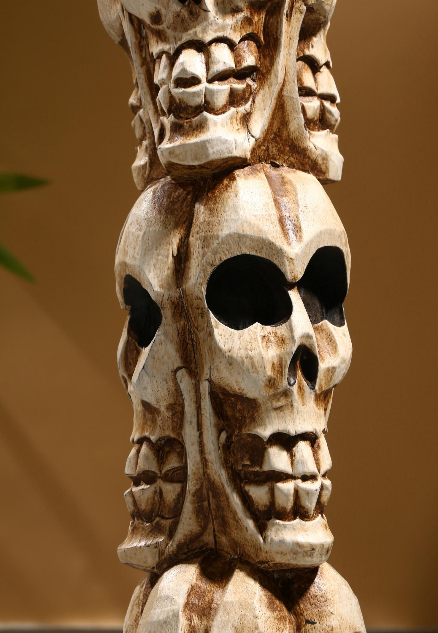 Табурет «Черепушки», 25×25×55.5 см, дерево