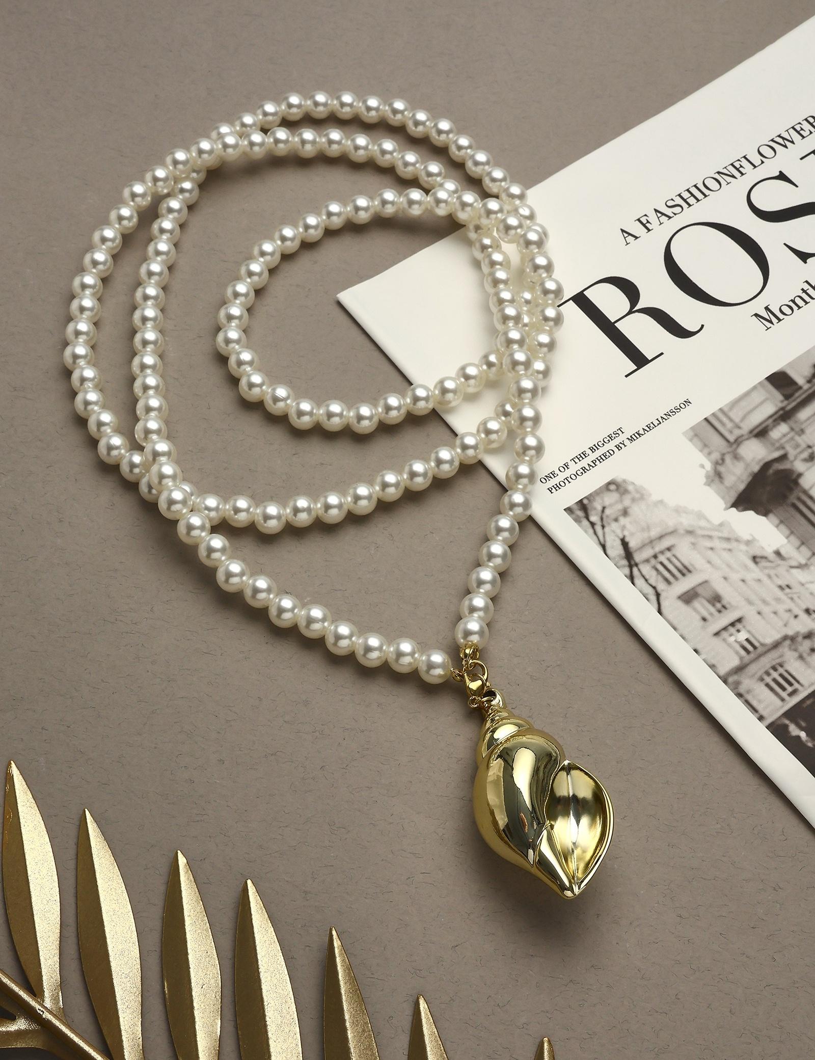 Портупея жемчужная с кулоном «Ракушка», 129 см, белая в золоте