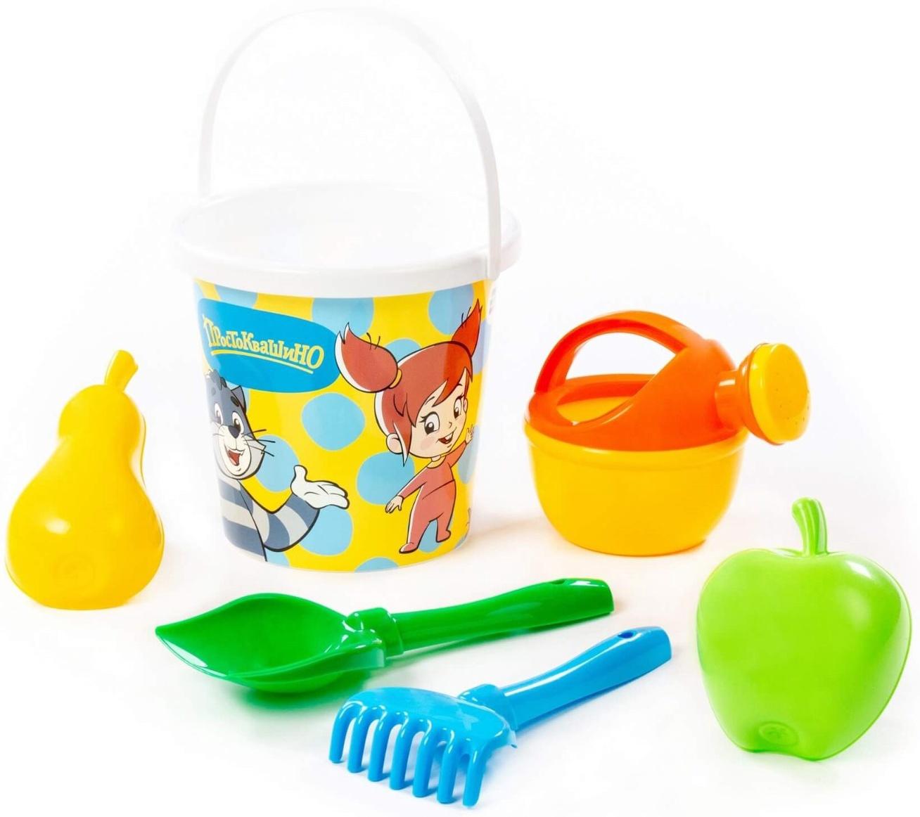Песочный набор игрушек «Простоквашино», 6 предметов: ведро, лопатка, грабельки, формочки, лейка, МИКС