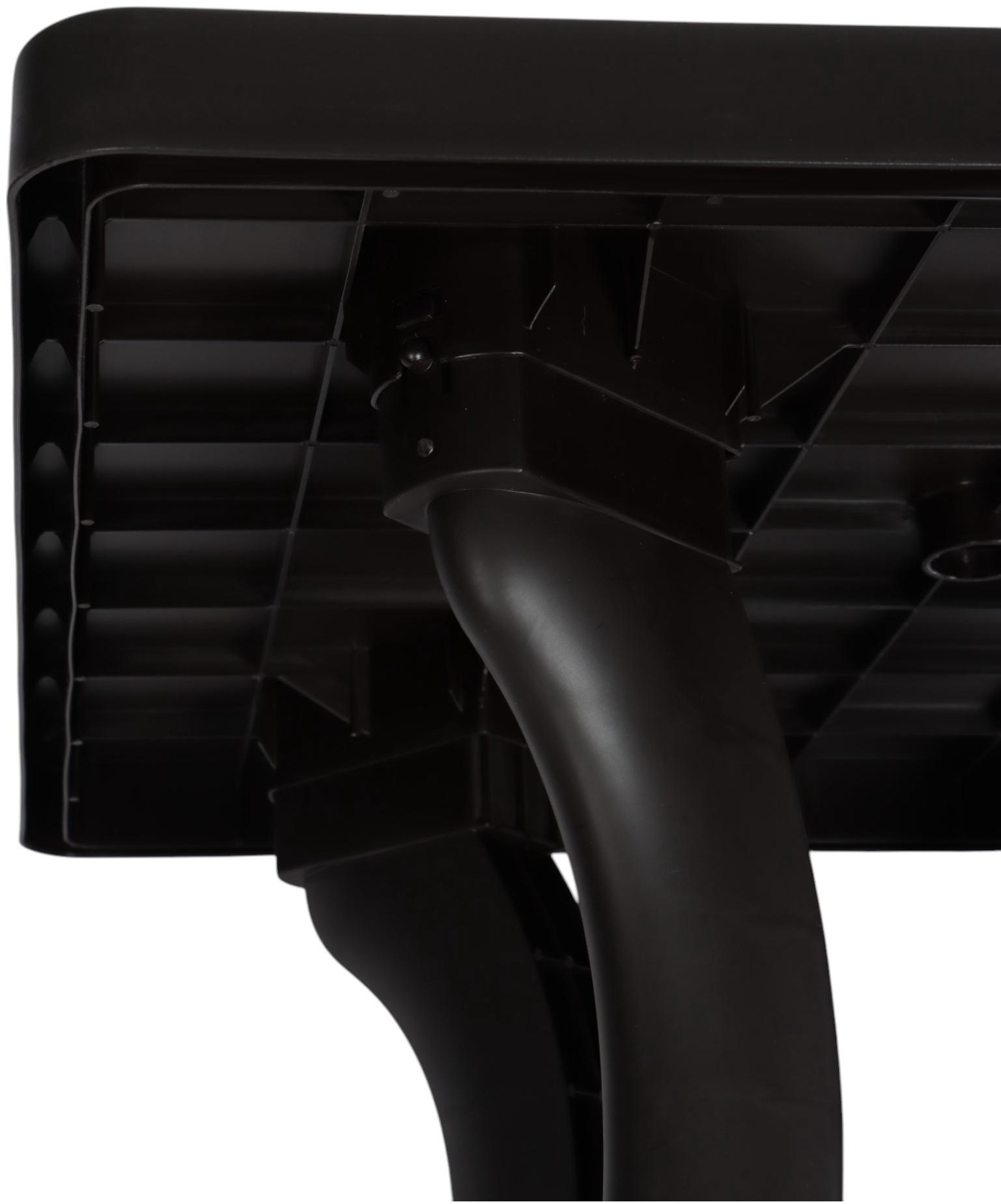 Стол квадратный 