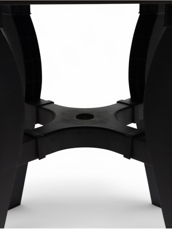 Стол квадратный 