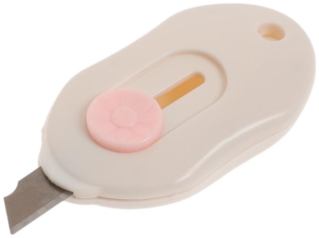 Нож универсальный ТУНДРА, мини, пластиковый корпус, возвратное лезвие, 9 мм