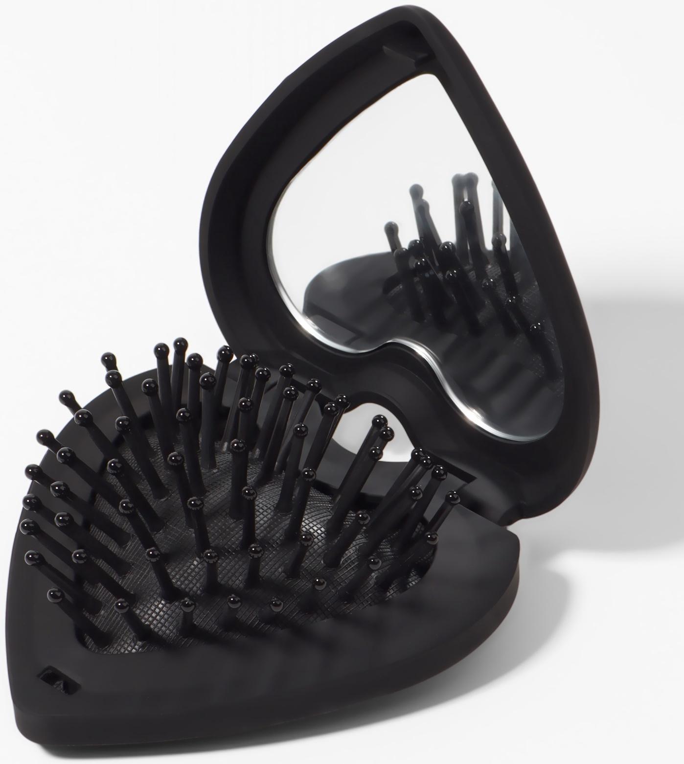 Расчёска массажная «Сердце», складная, с зеркалом, 8×2.5 см, матовая, чёрная