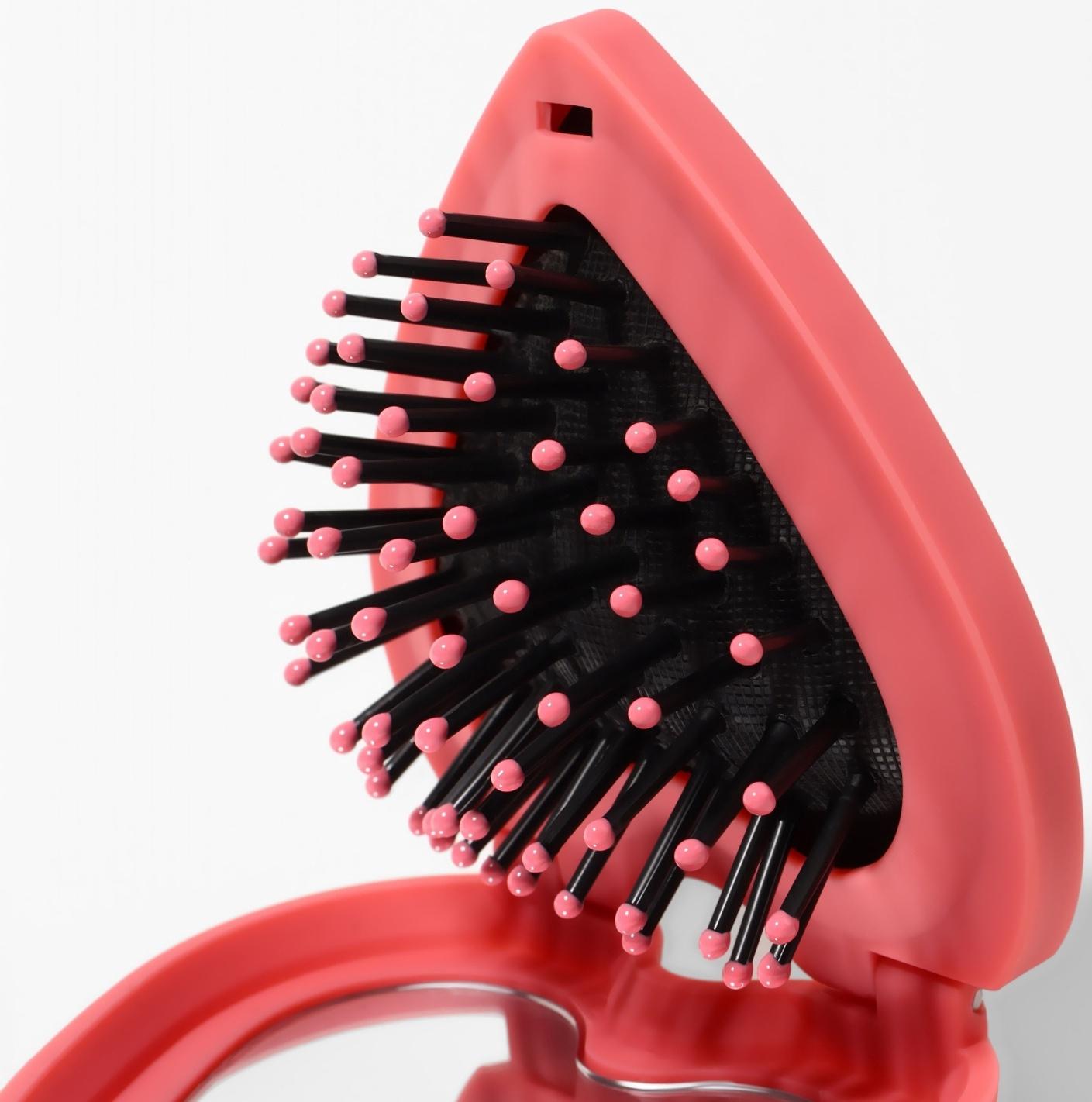 Расчёска массажная «Сердце», складная, с зеркалом, 8×2.5 см, матовая, розовая