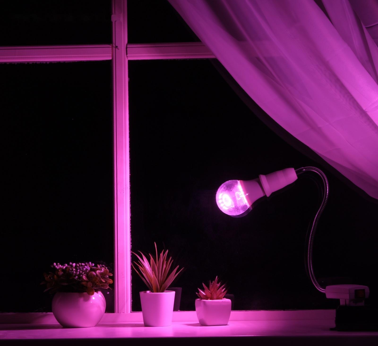 Светильник для растений 9 Вт, 7 мкмоль/с, гибкая ножка 30 см, выкл на корпусе