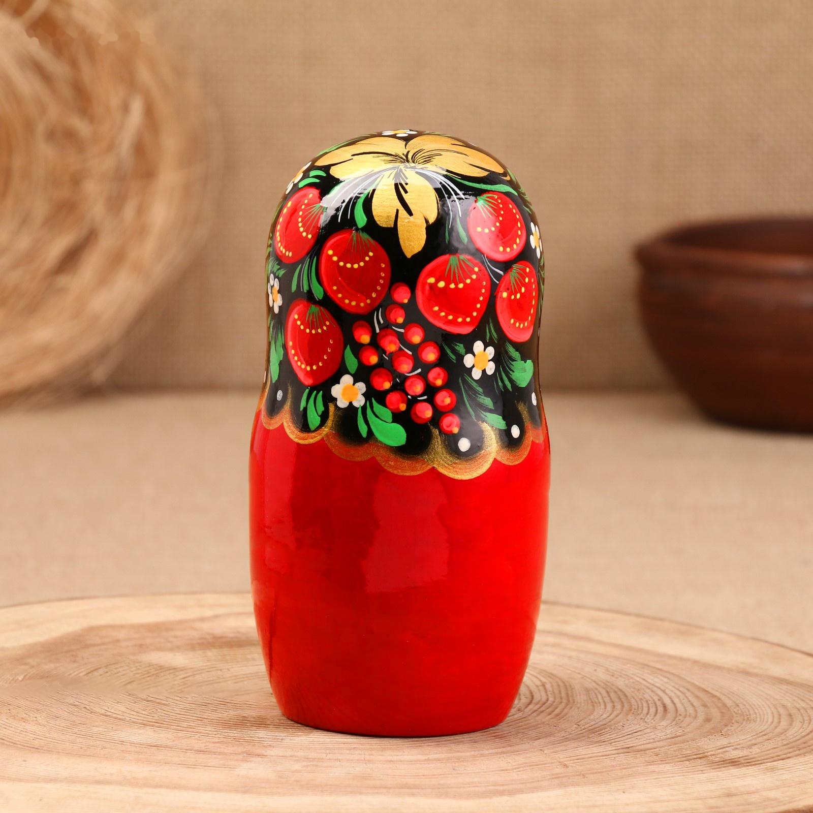 Матрёшка «Ягодка», черный платок, 7-кукольная, 22 см