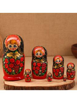 Матрёшка «Ягодка», черный платок, 7-кукольная, 22 см