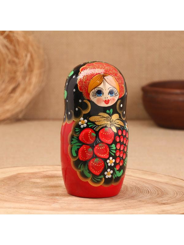 Матрёшка «Ягодка», черный платок, 7-кукольная, 22 см