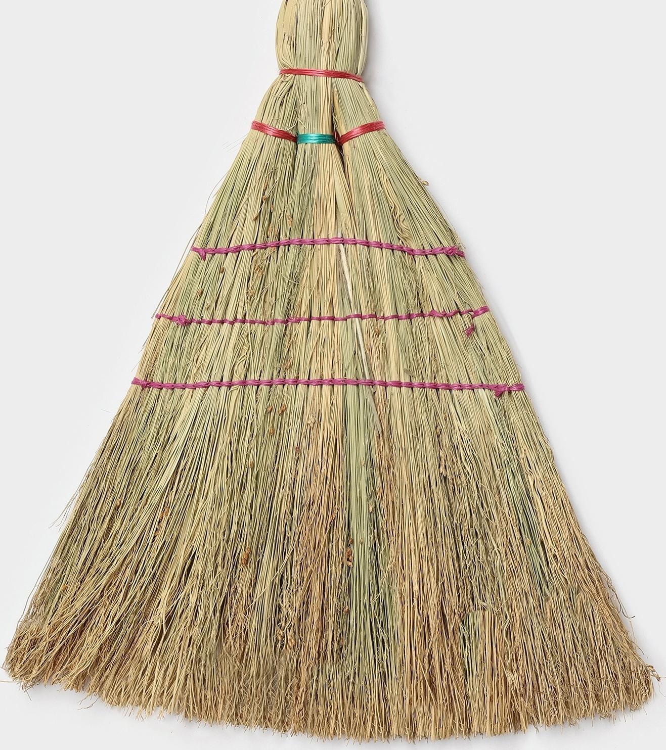 Метла 3-х прошивная «Сорго», усиленная, 450 г, 120 см, нить