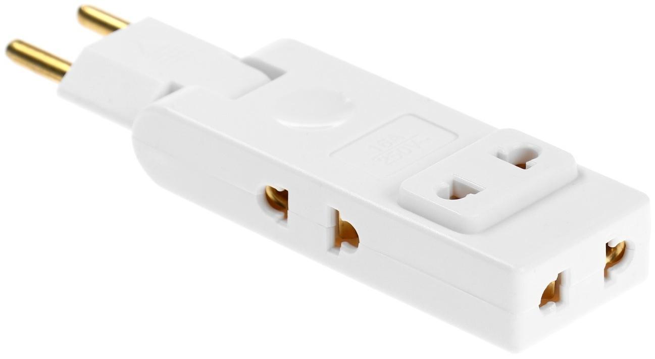 Тройник плоский, поворотный, 4 розетки, 10А, без з/к, белый