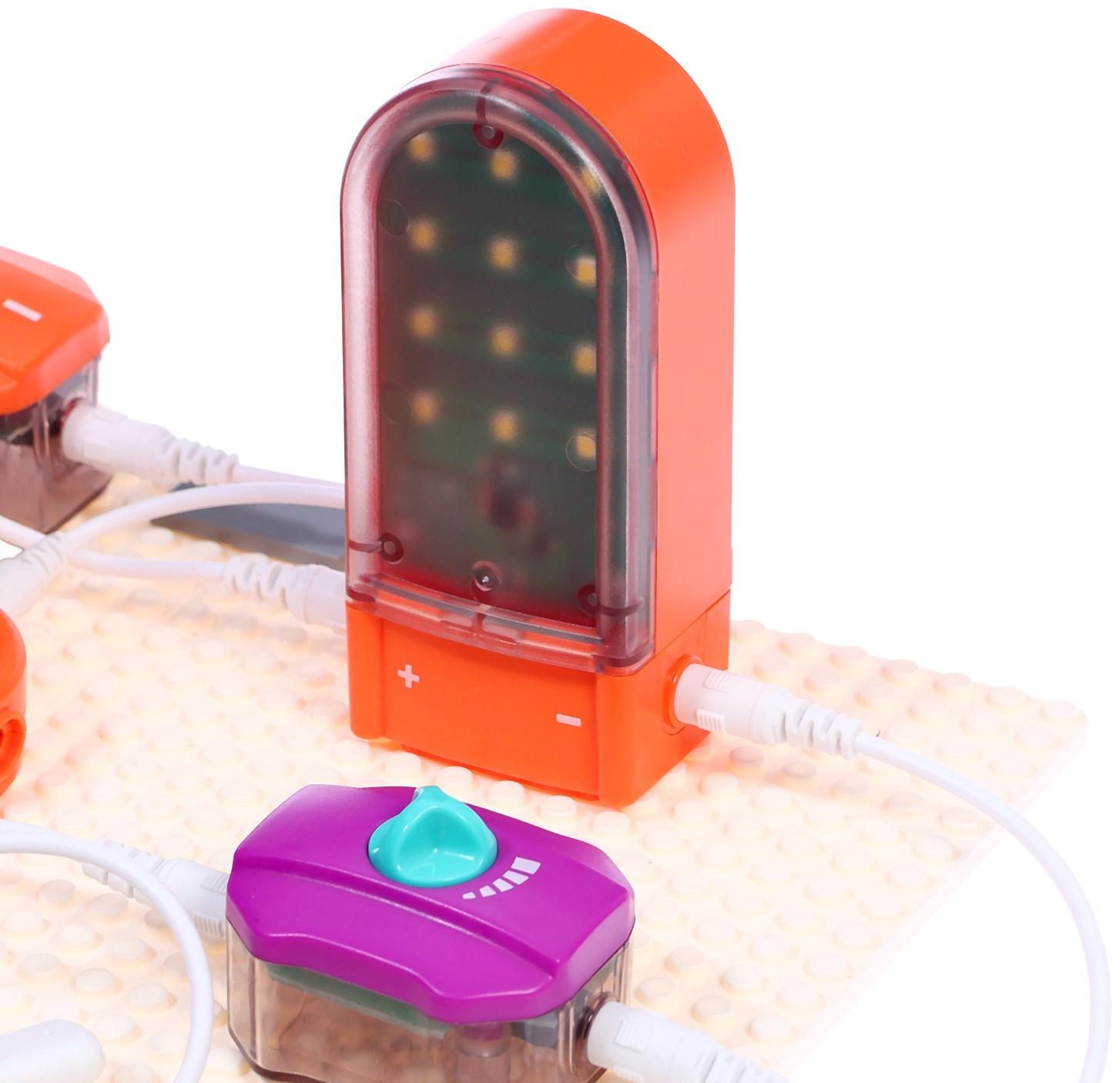 Электронный конструктор, 53 детали, 151 схема