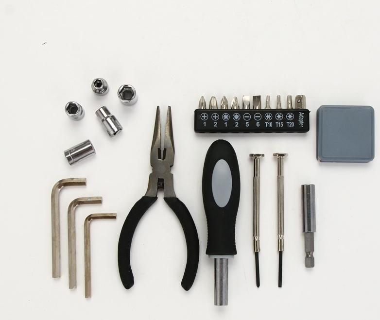 Подарочный набор инструментов «Мастер», 24 предмета