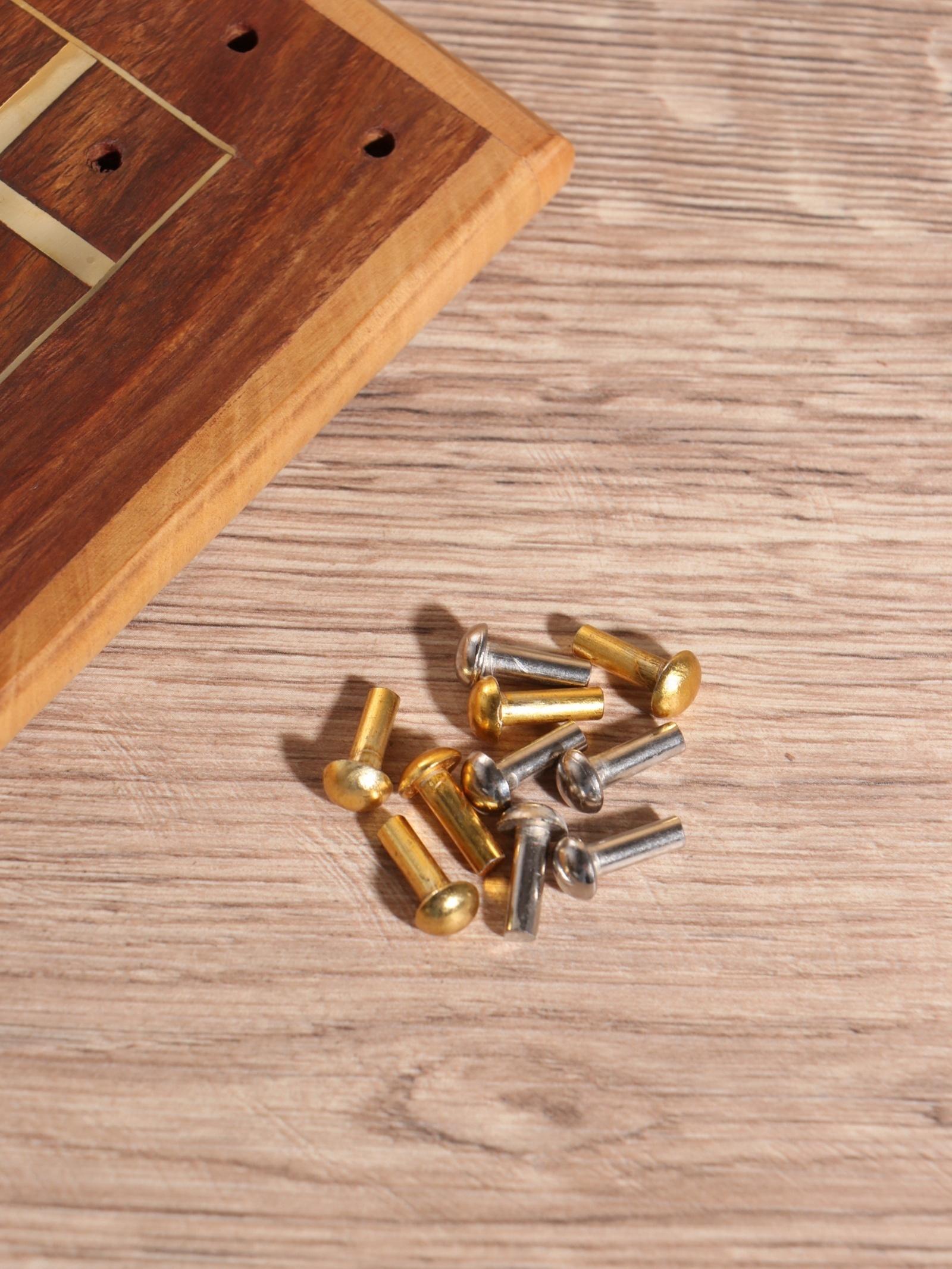 Настольная игра «Крестики-нолики», 13×13.5 см, дерево шишам, латунь