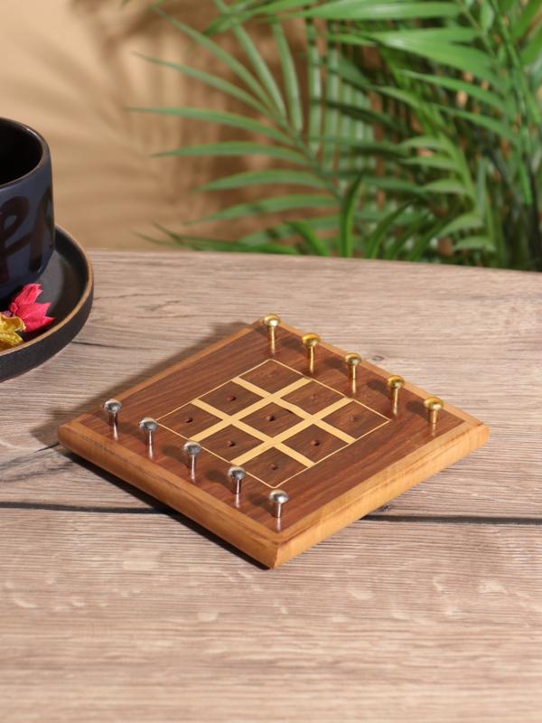 Настольная игра «Крестики-нолики», 13×13.5 см, дерево шишам, латунь