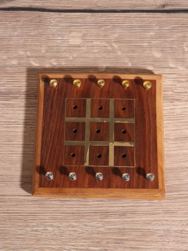Настольная игра «Крестики-нолики», 13×13.5 см, дерево шишам, латунь