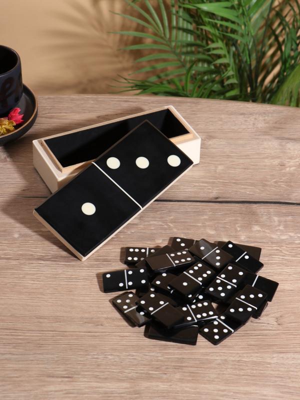 Настольная игра «Домино», 18.5×7.5×4 см, смола, дерево