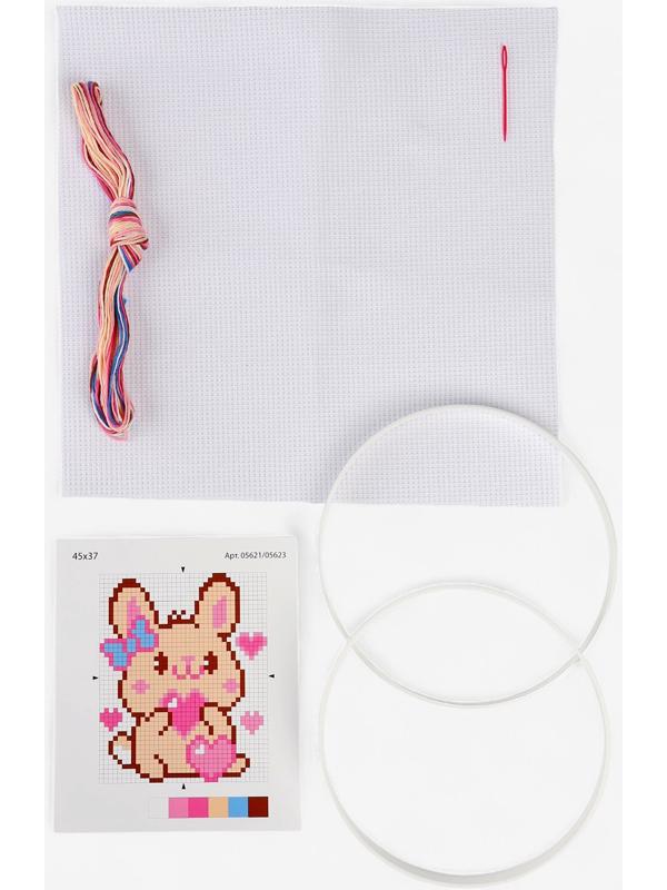 Вышивка крестиком на пяльцах «Зайчишка с сердечком», 15 см, набор для творчества