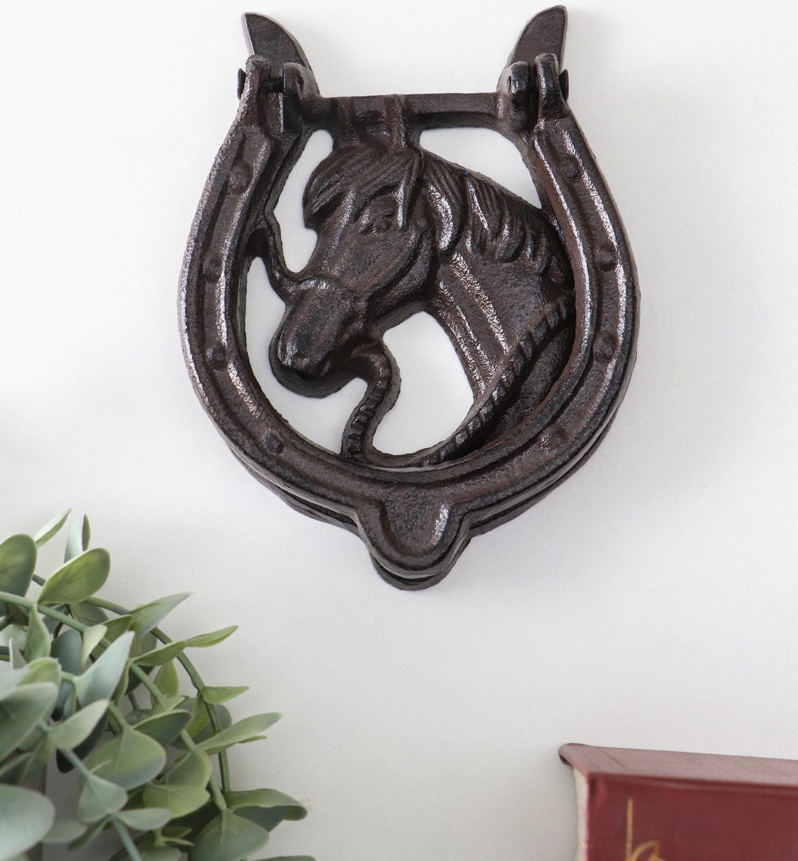 Дверной молоток для входной двери «Конь в подкове», чугун, 12×2×15 см