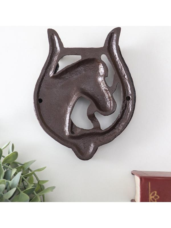 Дверной молоток для входной двери «Конь в подкове», чугун, 12×2×15 см