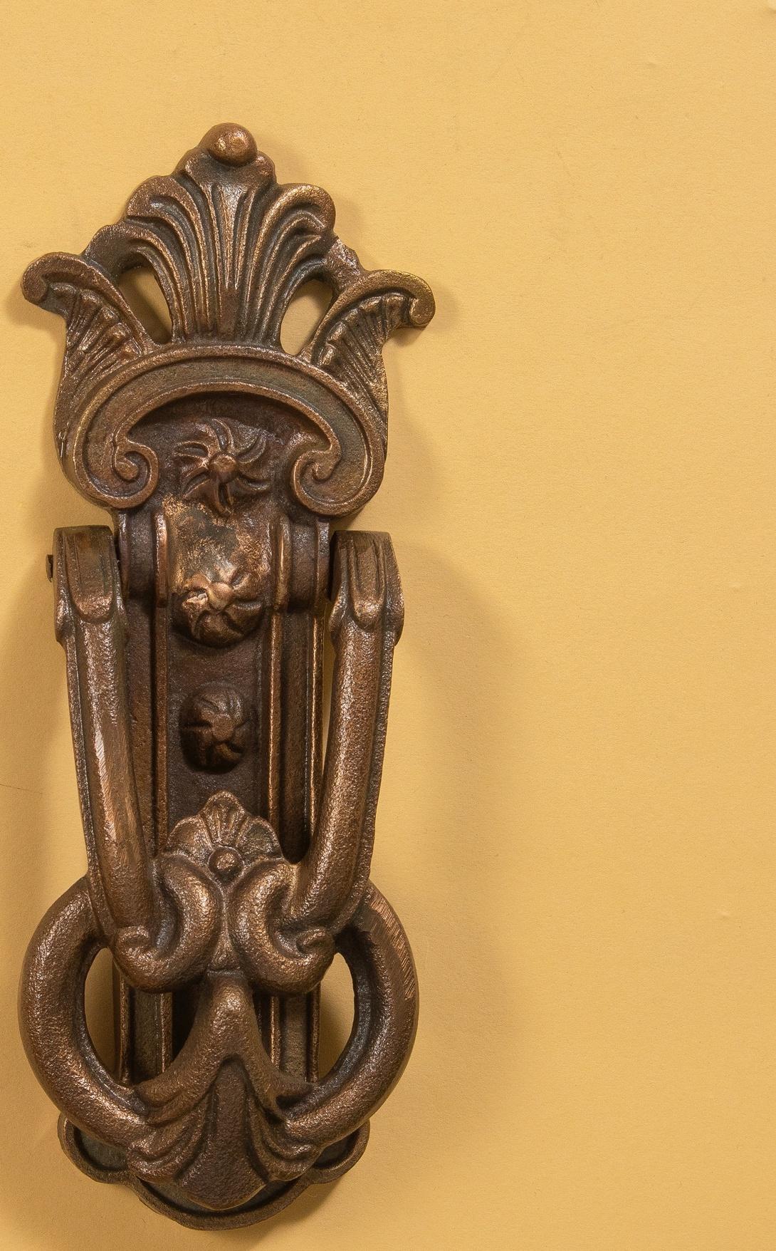 Дверной молоток 