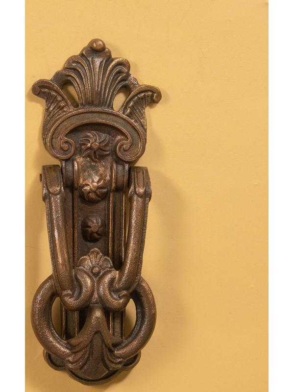 Дверной молоток 