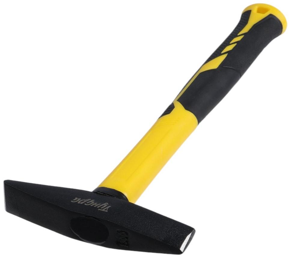 Молоток сварщика ТУНДРА, двухсторонний плоский боек, двухкомпонентная рукоятка, 300 г