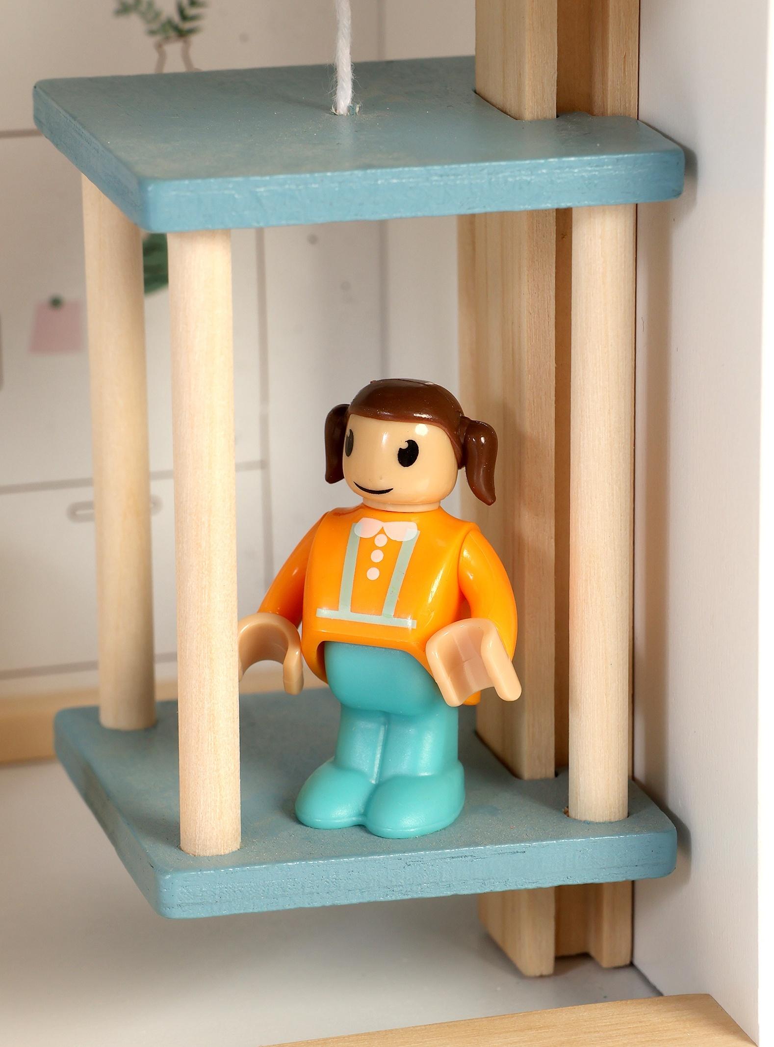 Кукольный домик с мебелью