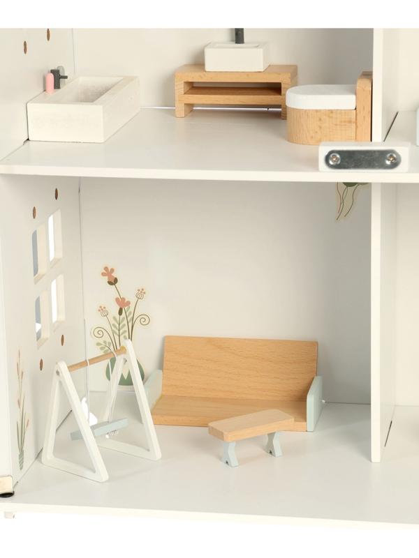 Кукольный домик с мебелью