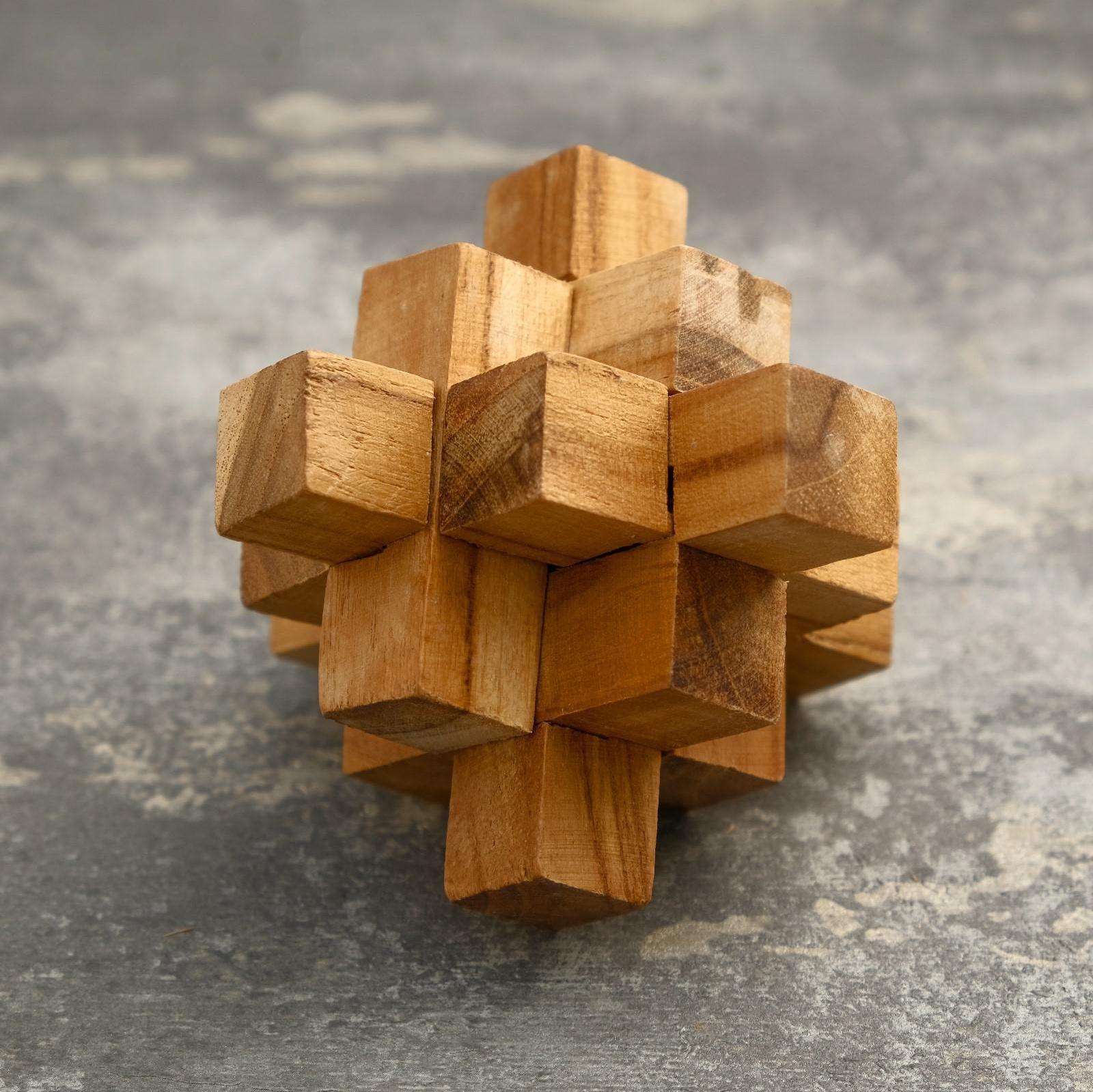 Головоломка из дерева «Крест», 9 частей, 8×8×8 см