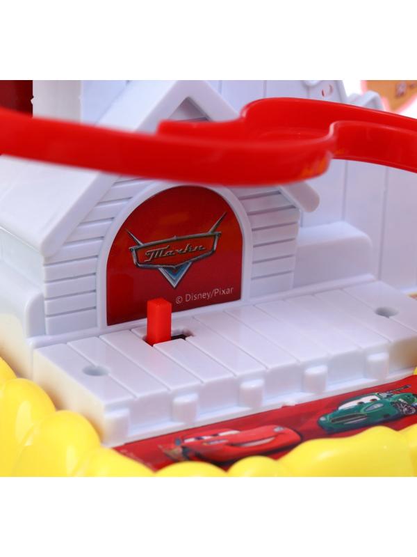 Автотрек «Тачки», 3 машинки, световые и звуковые эффекты, работает от батареек