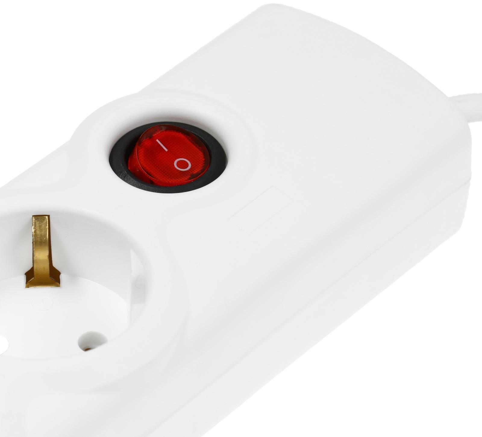 Сетевой фильтр Luazon Lighting, 5 розеток, 5 м, 3500 Вт, 3×1 мм2, 16 A, 220 В, c предохранителем, белый