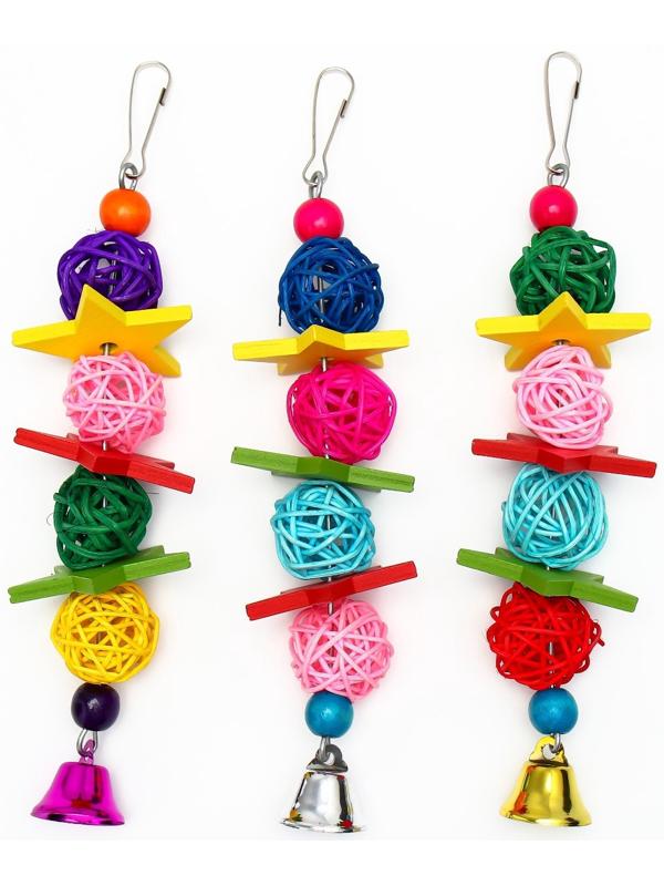 Игрушка для птиц, мячики такрау с колокольчиком и бусинам, микс цветов