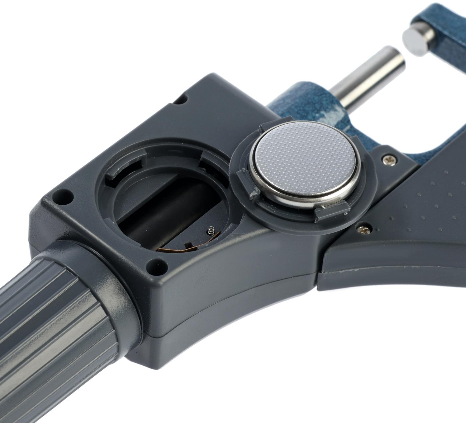 Микрометр электронный ТУНДРА, металлический, диапазон 0-25 мм, шаг измерения 0.001 мм