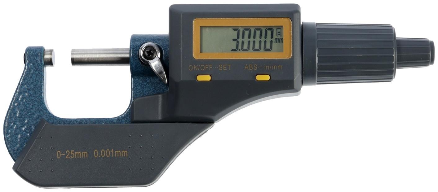 Микрометр электронный ТУНДРА, металлический, диапазон 0-25 мм, шаг измерения 0.001 мм