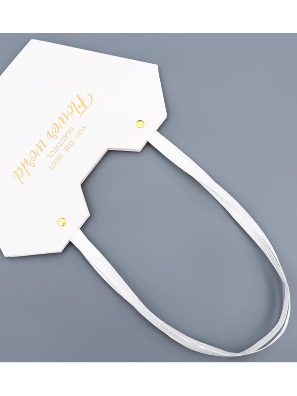 Сумка для цветов тиснение белая, «Самой прекрасной», влагостойкая, 23×15×9 см