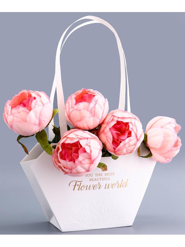 Сумка для цветов тиснение белая, «Самой прекрасной», влагостойкая, 23×15×9 см