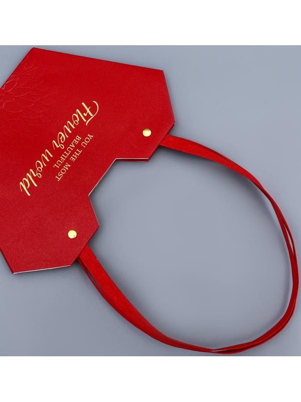 Сумка для цветов тиснение красная, «Самой прекрасной», влагостойкая, 23×15×9 см