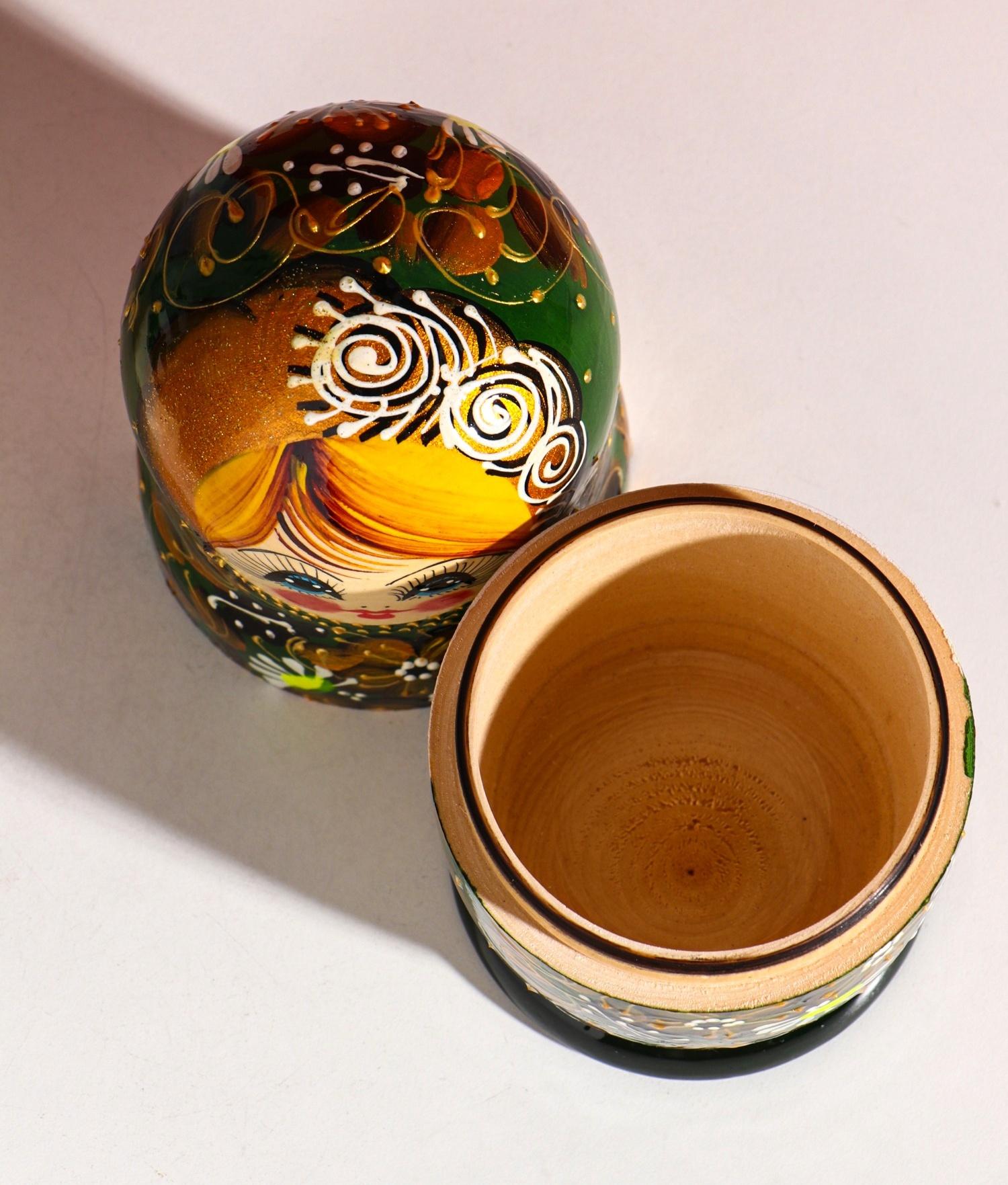 Матрёшка дерево «Марфа», чёрно-зелёный платок, 5-кукольная, 19 см